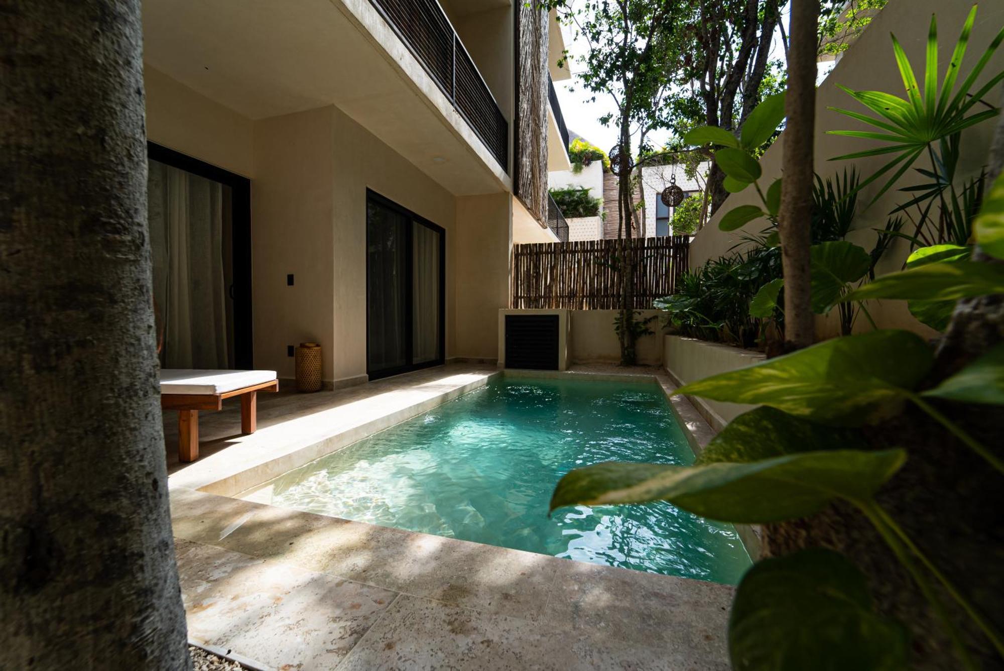 Aptos Chen Luum Tulum