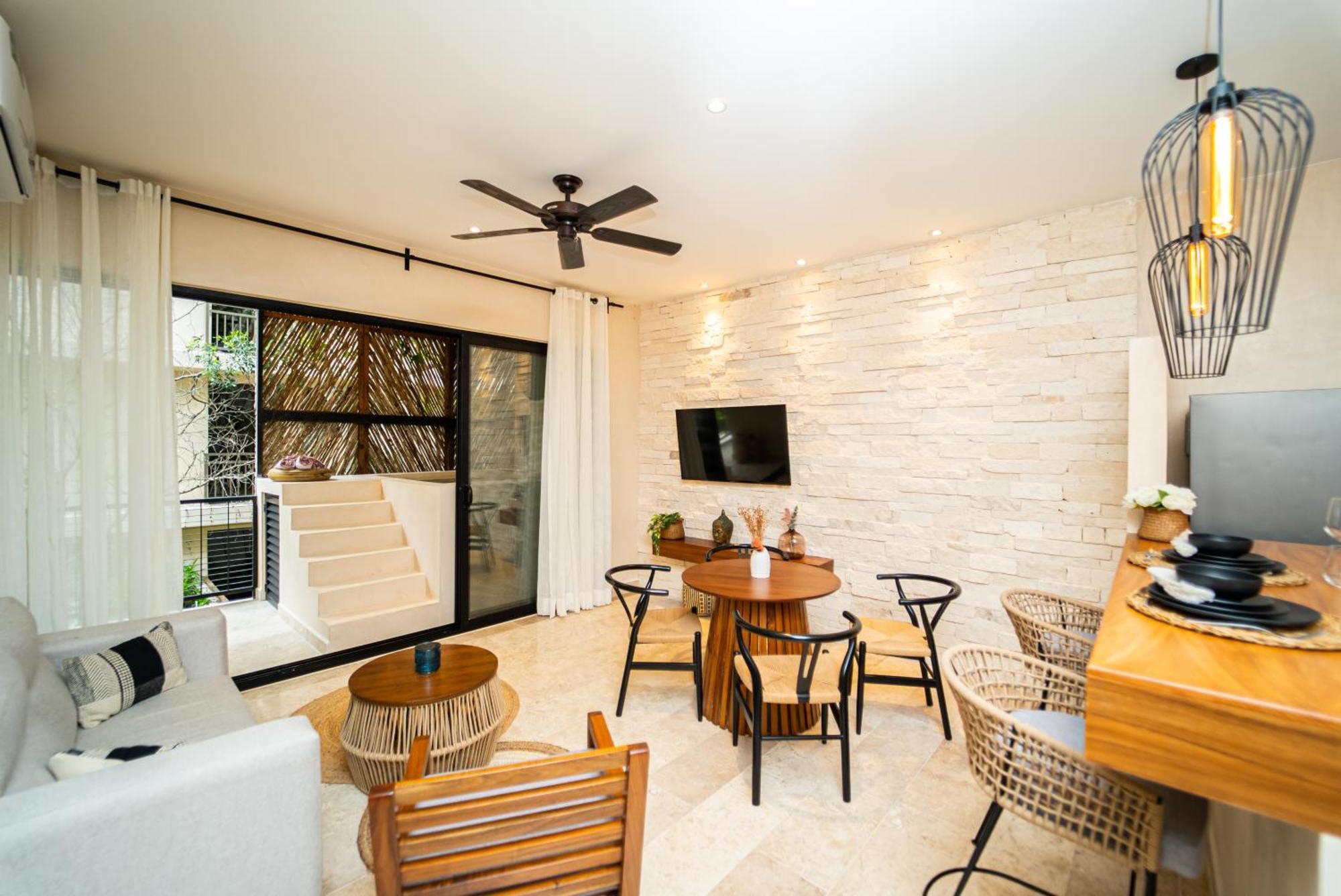 Aptos Chen Luum Tulum